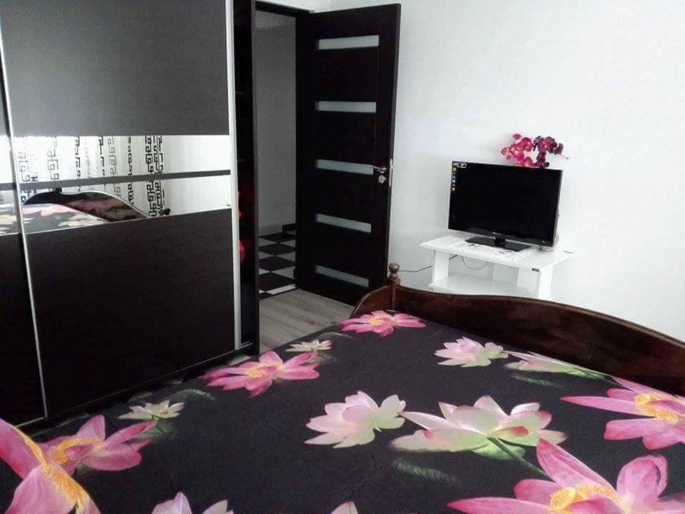 Apartament Ela Elegance Orşova Exterior foto